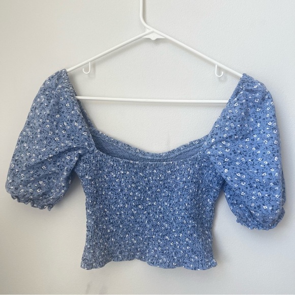 Abercrombie and Fitch Smocked Floral Linen Puff Sleeve Crop Top Size Small - Picture 4 of 7